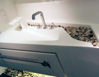 Дизайнерская столешница из искусственного камня